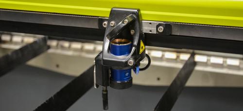 Focal lenses for laser machines