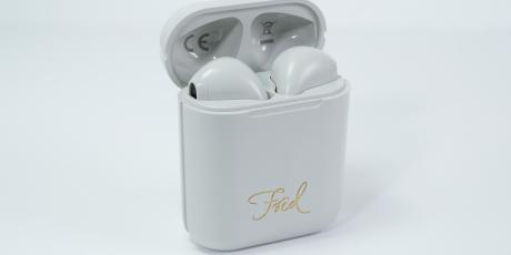 Plastic earphone box engraved with gold gilding wax